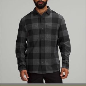 LULULEMON OVERSHIRT MEN'S LG